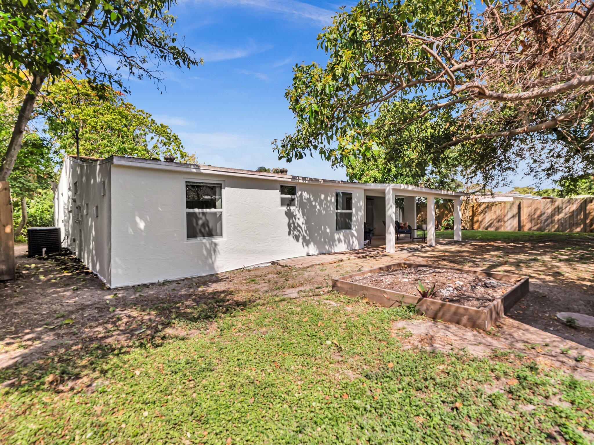 2192 Bonnie Drive