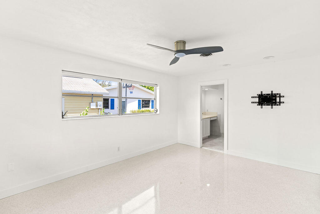 817 Westwind Drive
