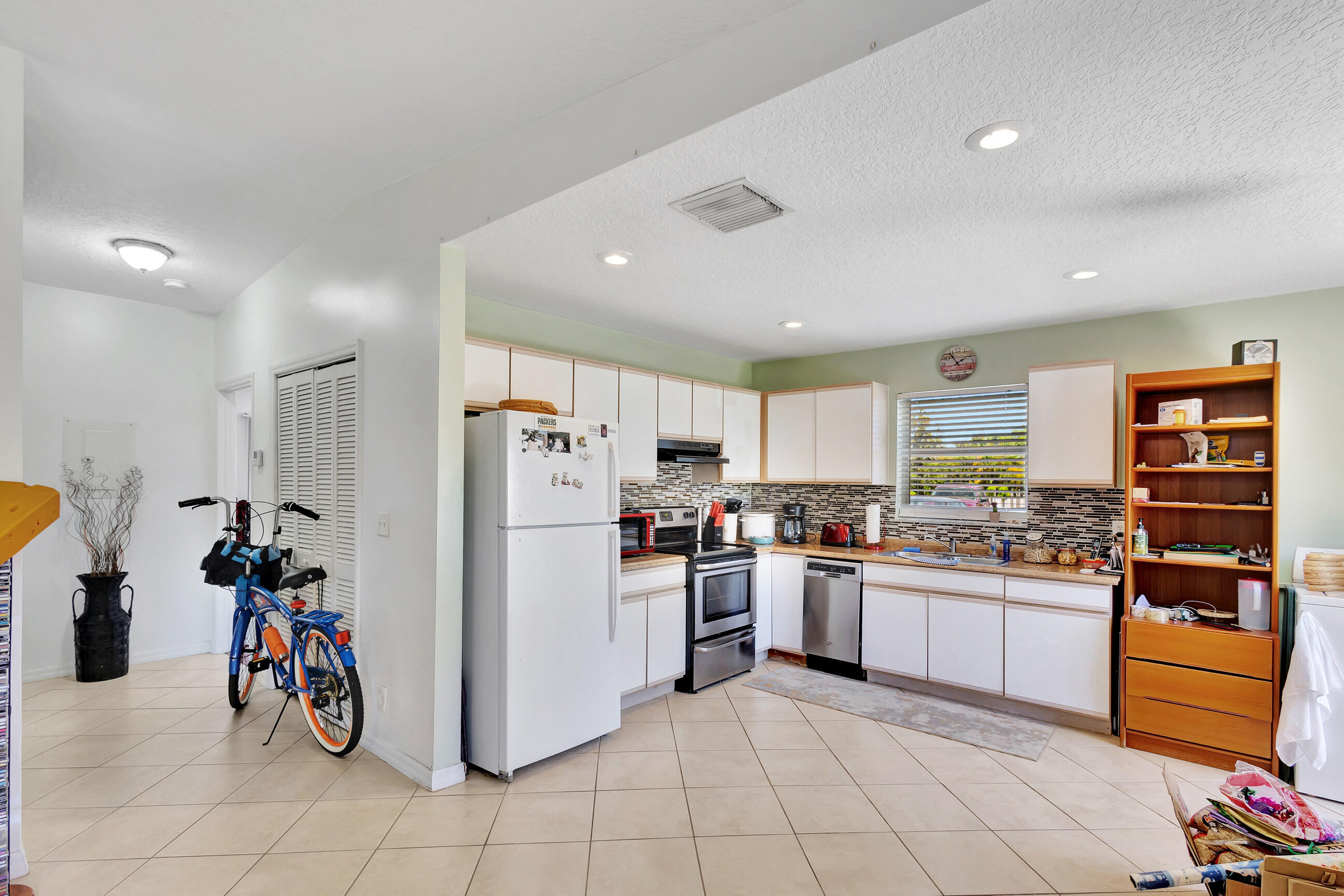 1919 Doffer Lane, Juno Ridge