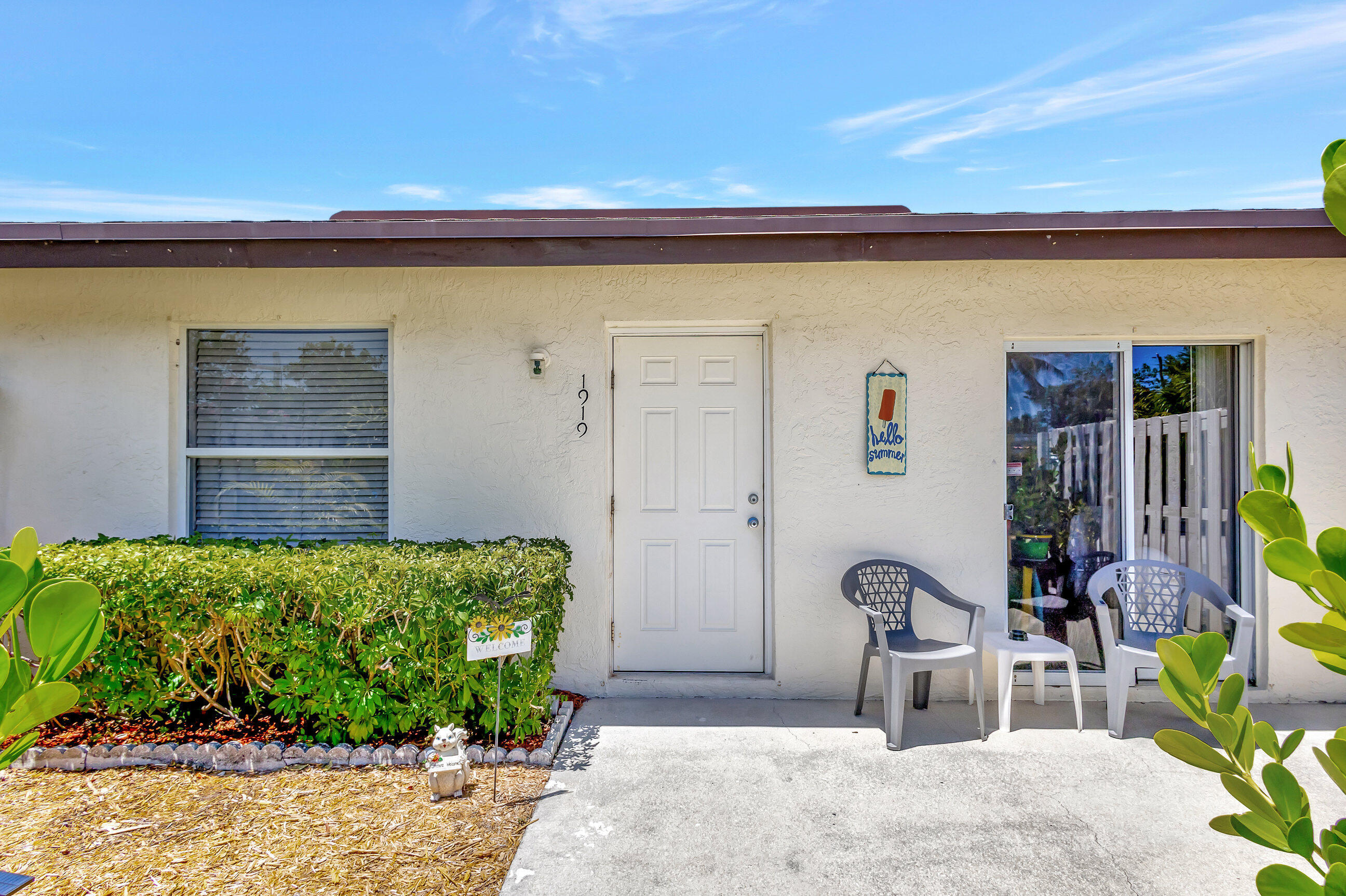 1919 Doffer Lane, Juno Ridge