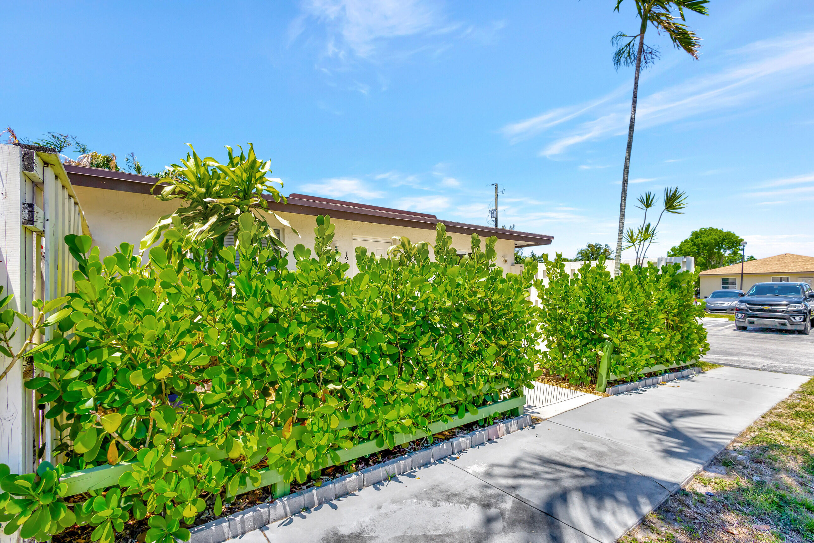 1919 Doffer Lane, Juno Ridge