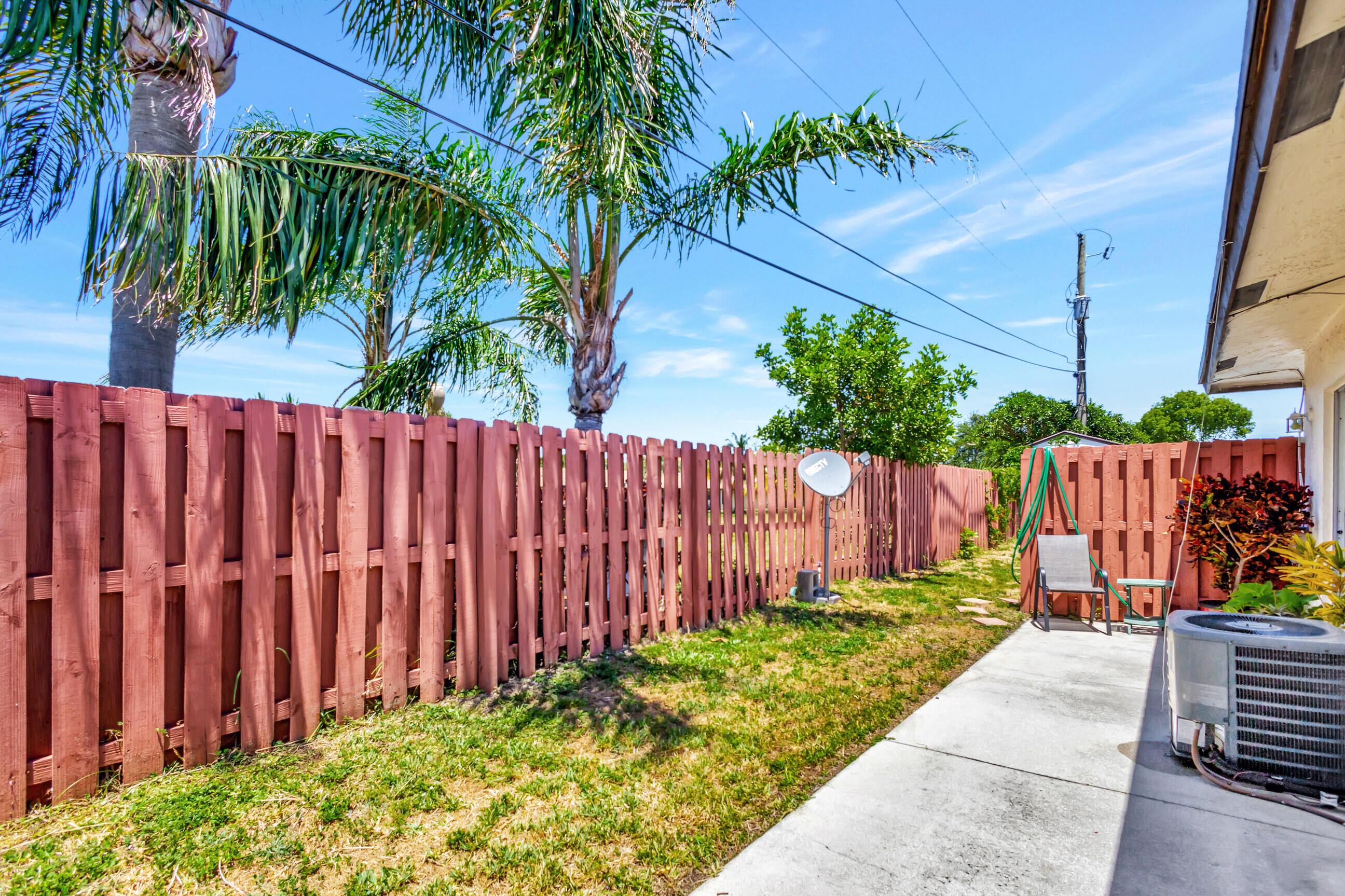 1919 Doffer Lane, Juno Ridge