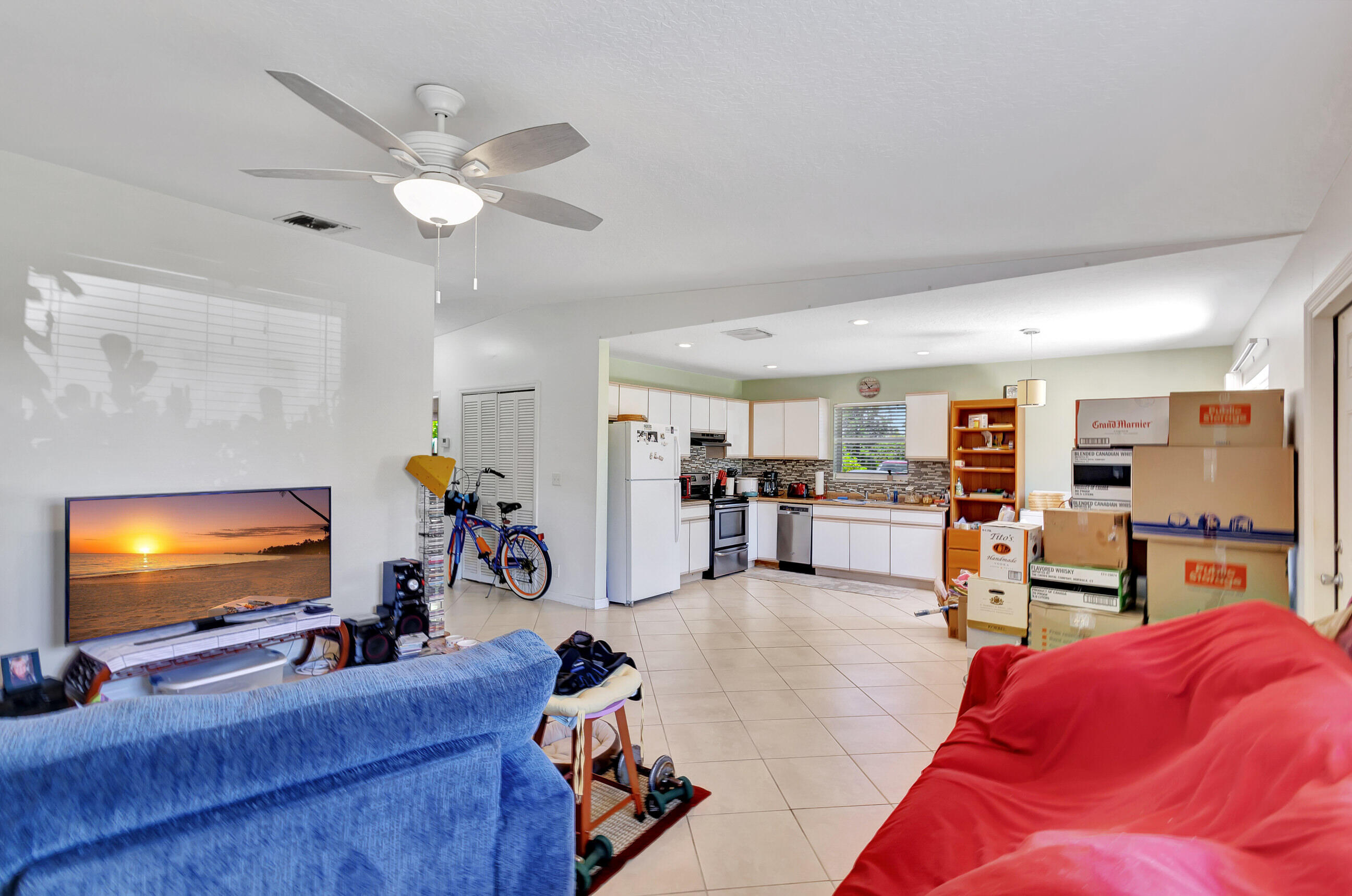 1919 Doffer Lane, Juno Ridge