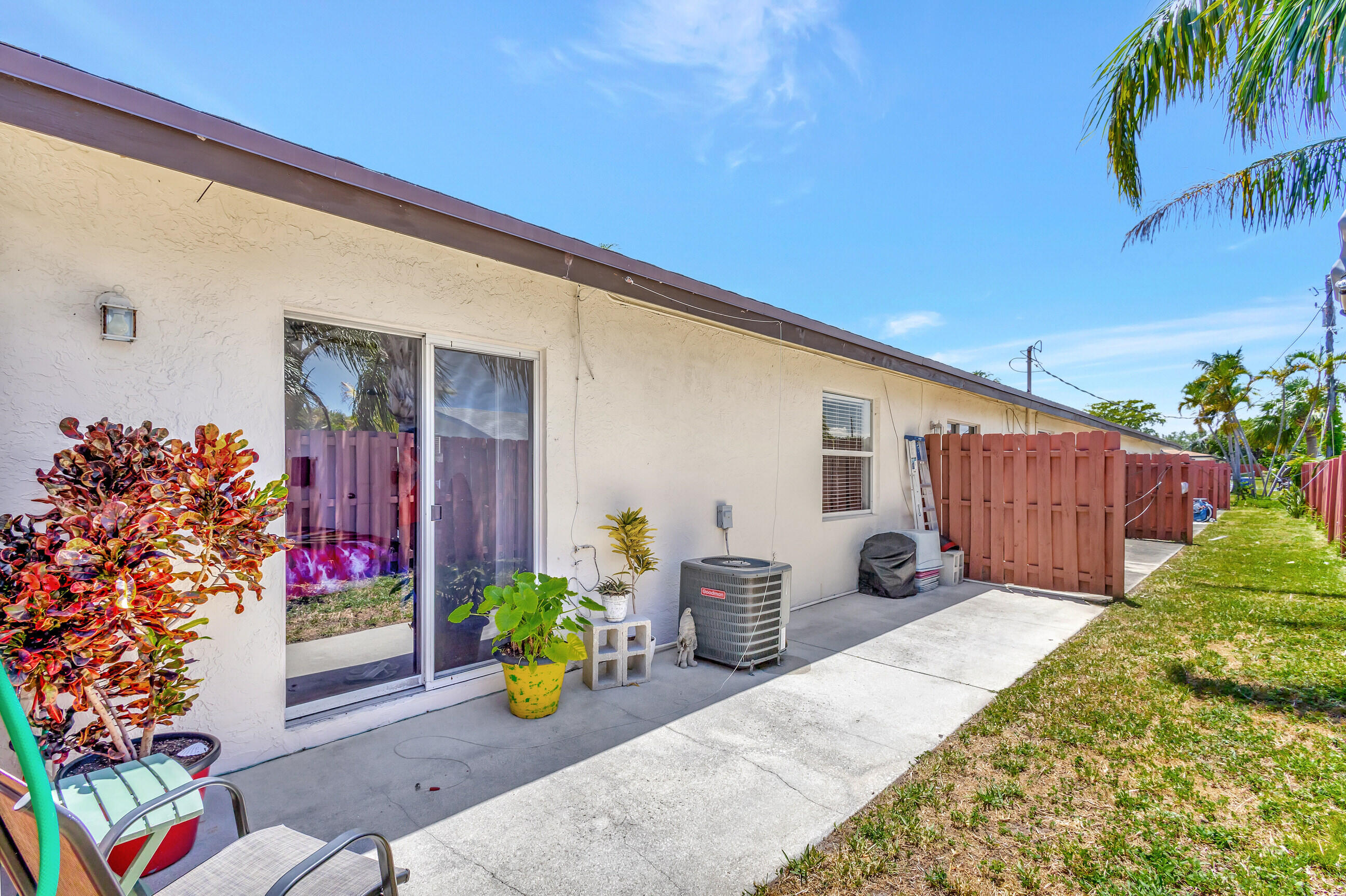 1919 Doffer Lane, Juno Ridge