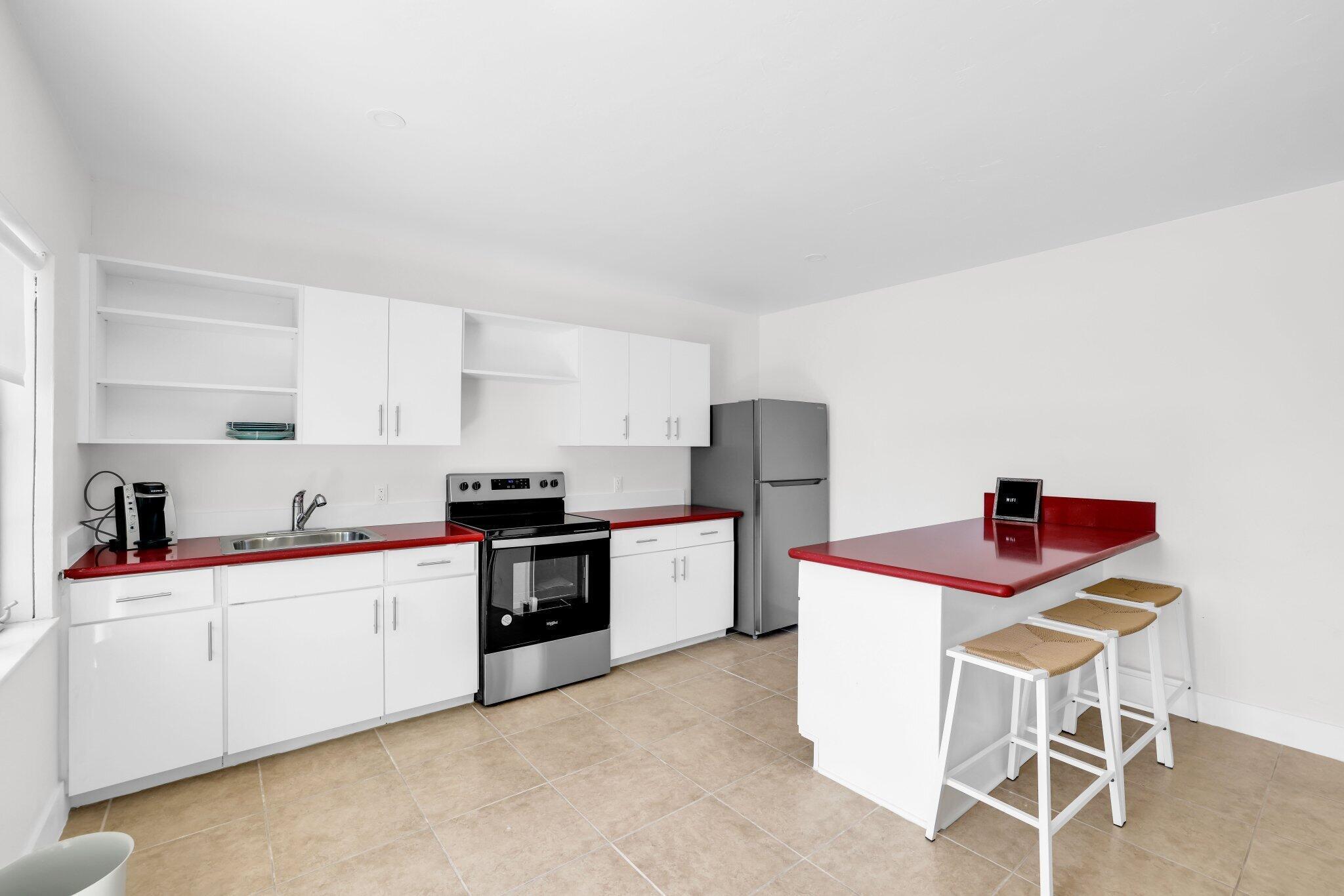 320 Inlet Way 4