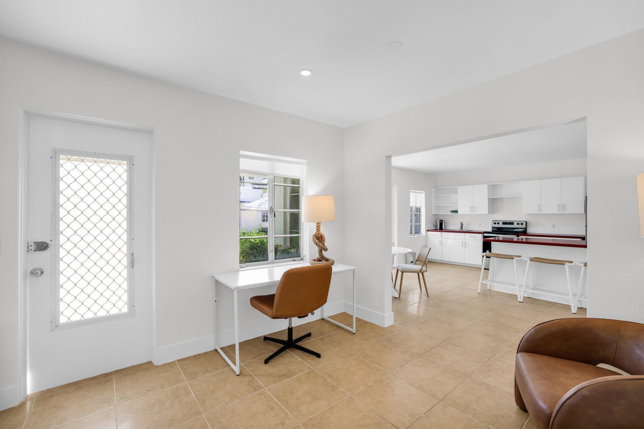 320 Inlet Way 4