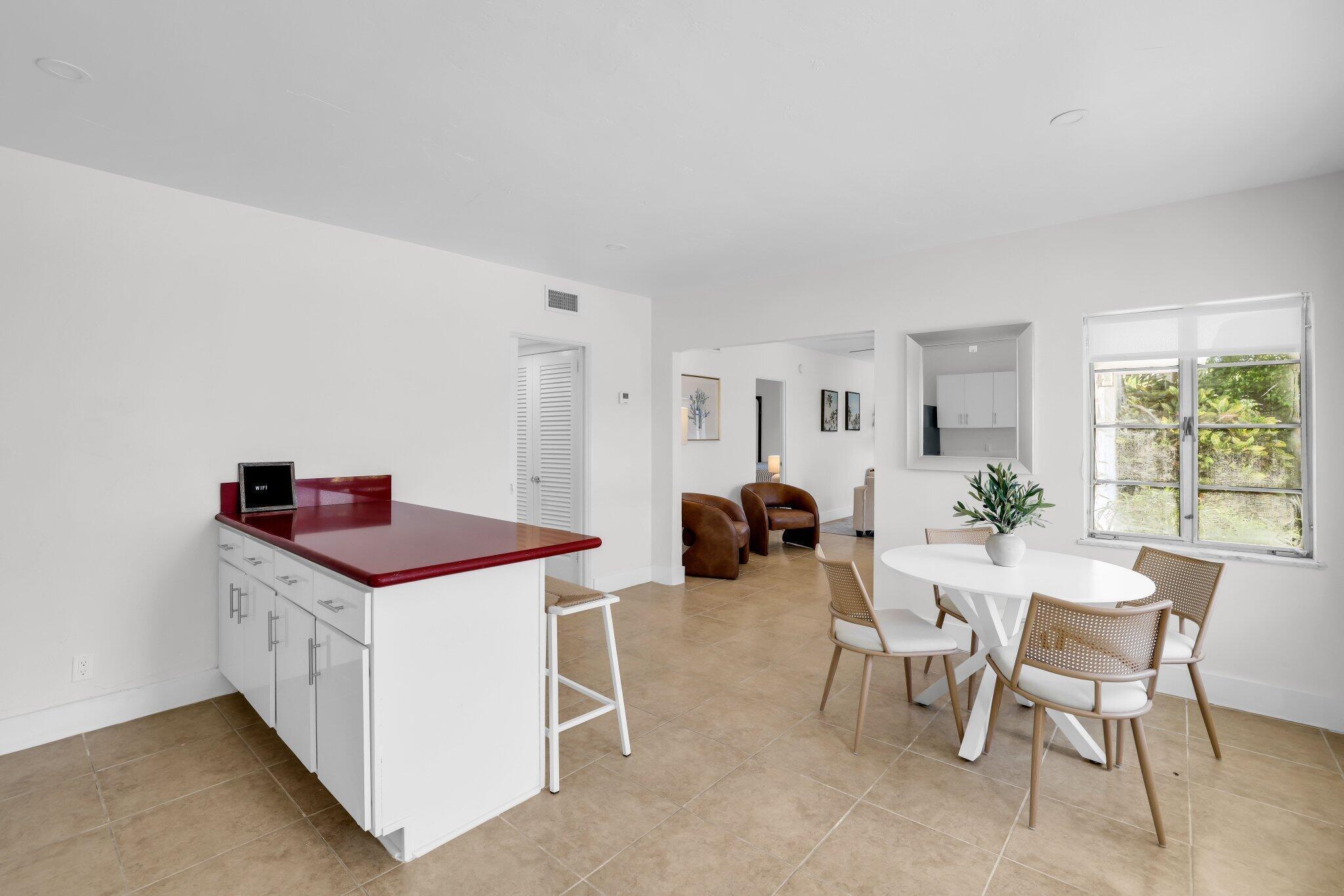 320 Inlet Way 4