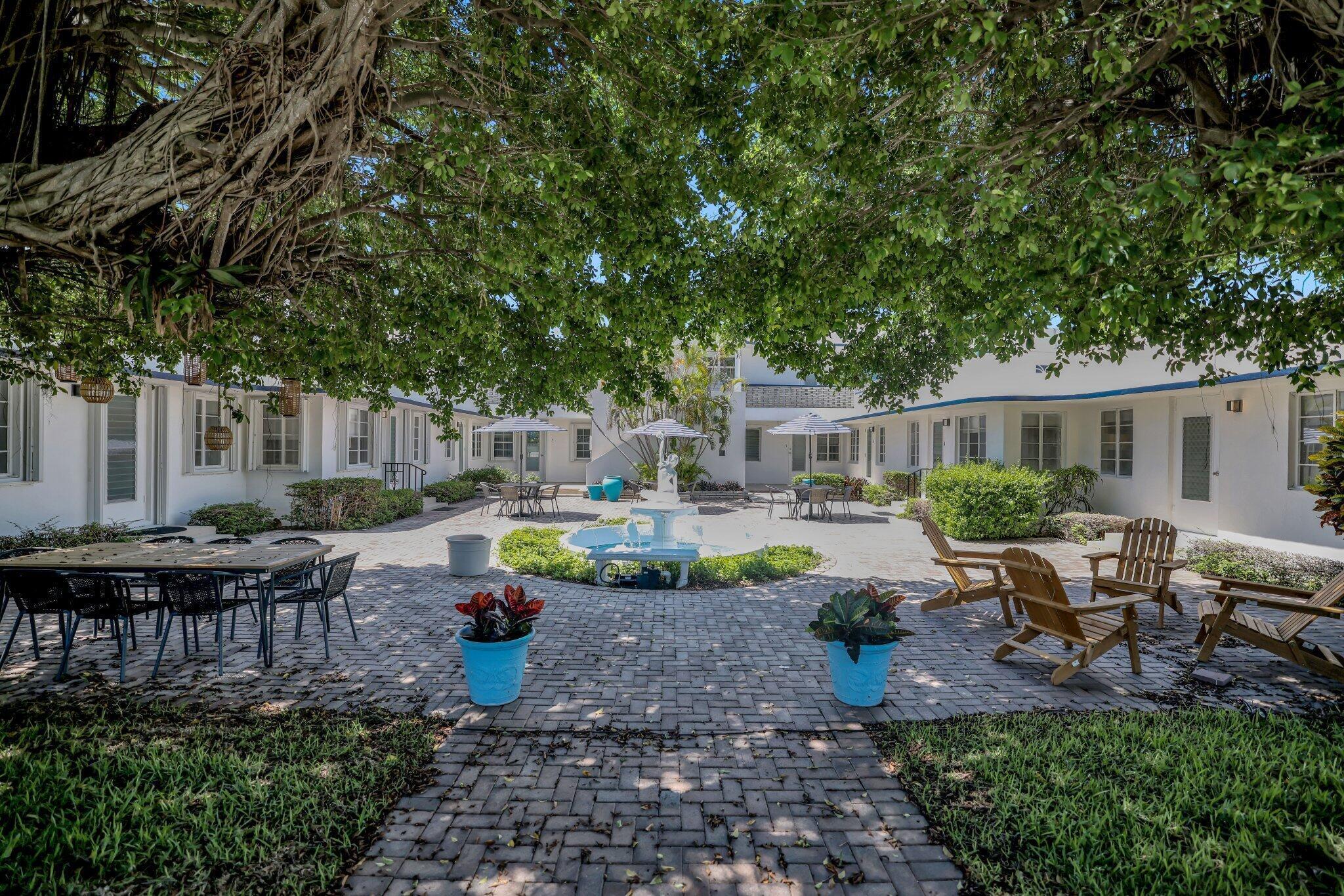 320 Inlet Way 4