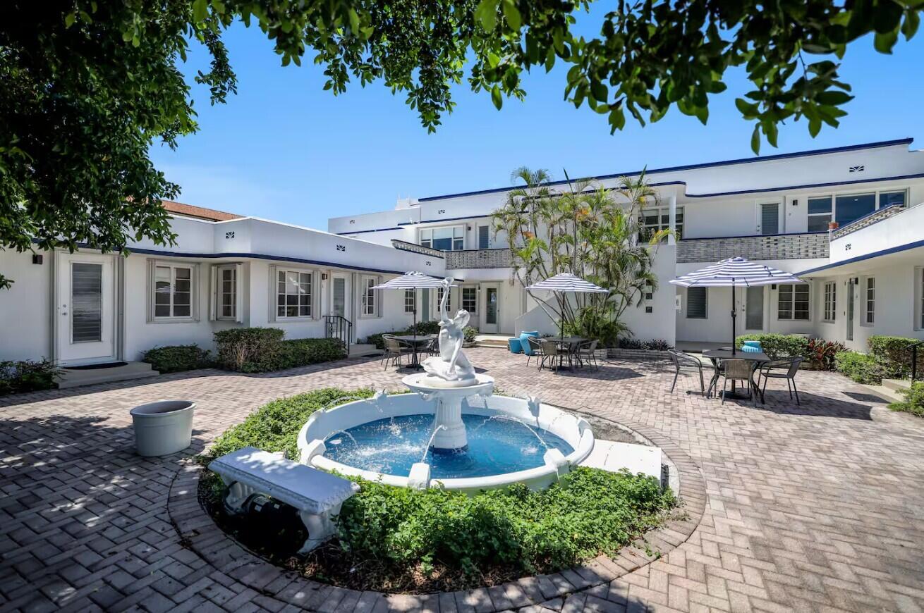 320 Inlet Way 1