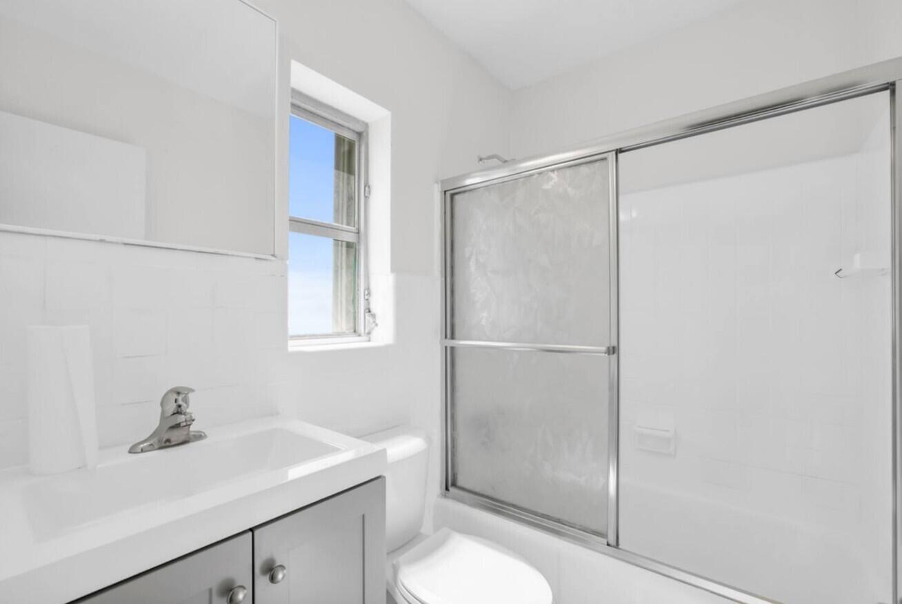 320 Inlet Way 1