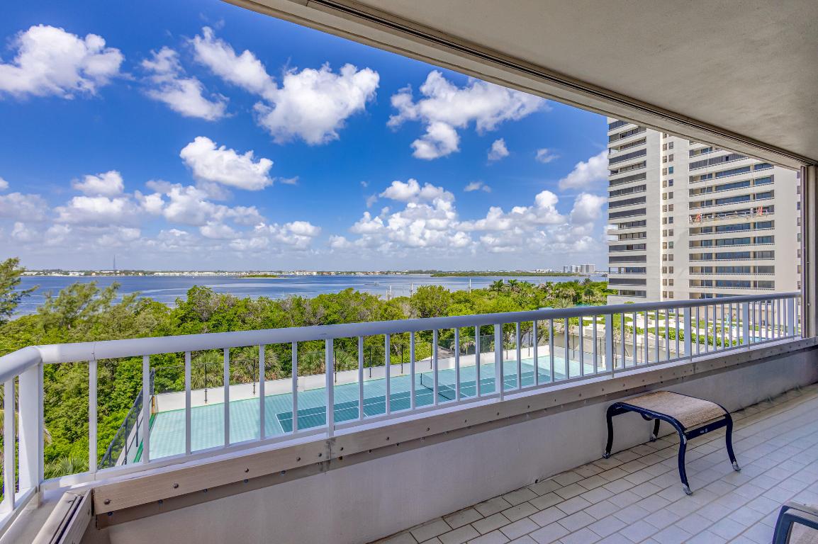 5250 N Ocean Drive 6s