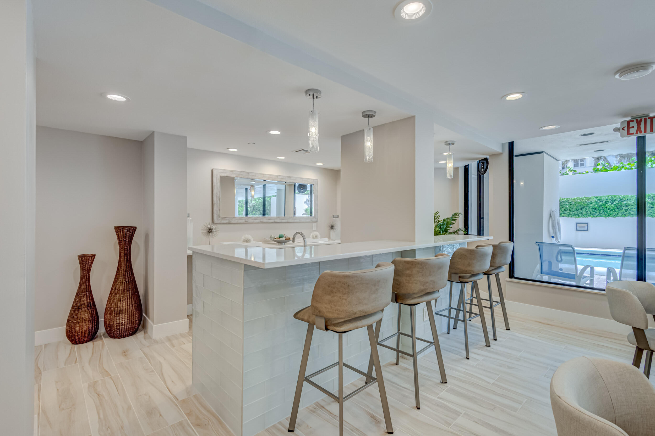 5250 N Ocean Drive 6s