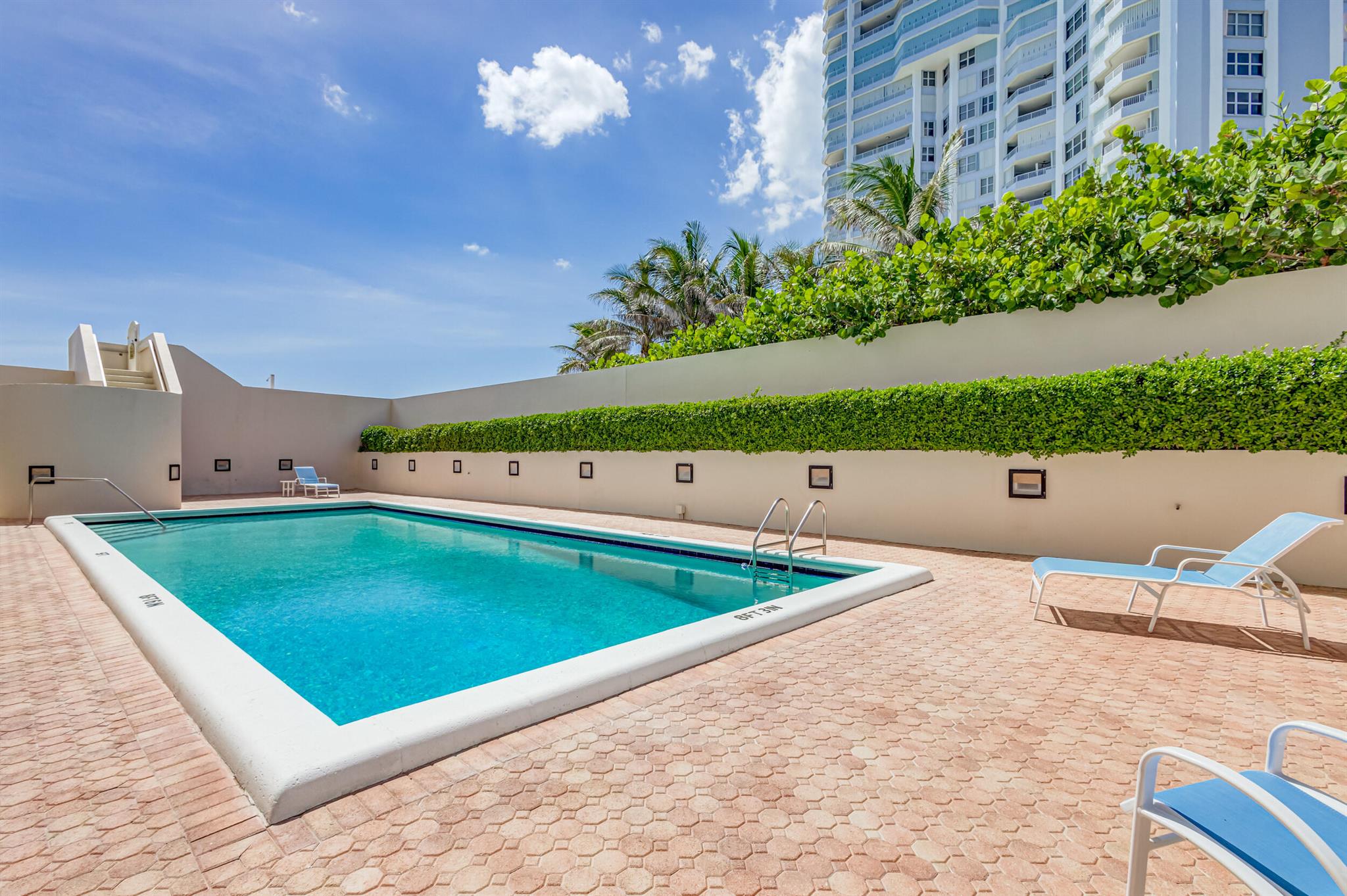 5250 N Ocean Drive 6s