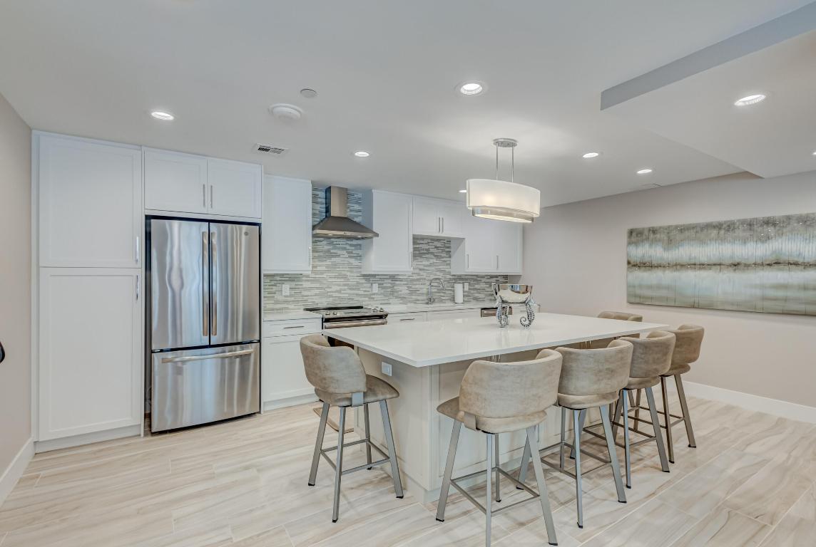 5250 N Ocean Drive 6s