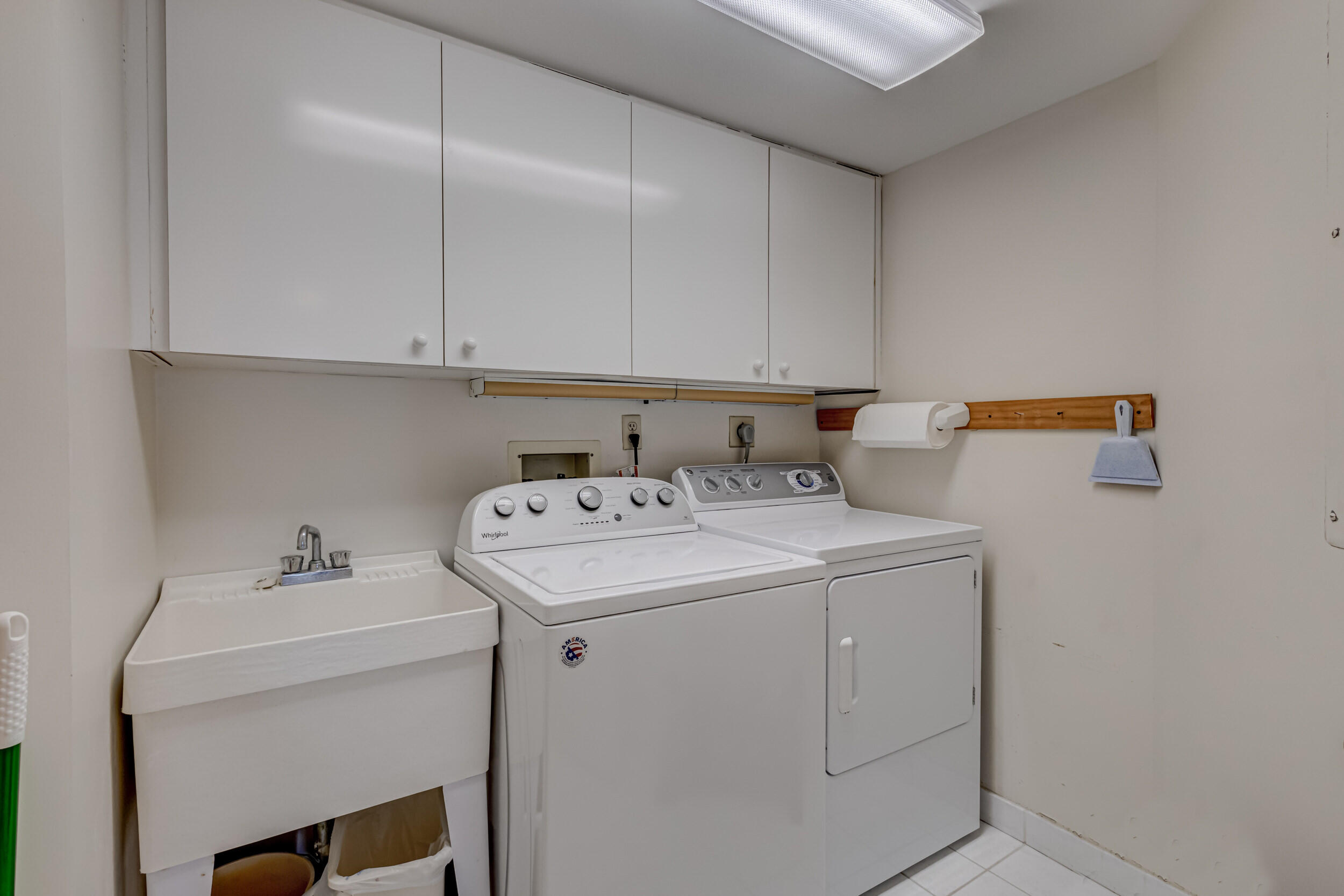 5250 N Ocean Drive 6s