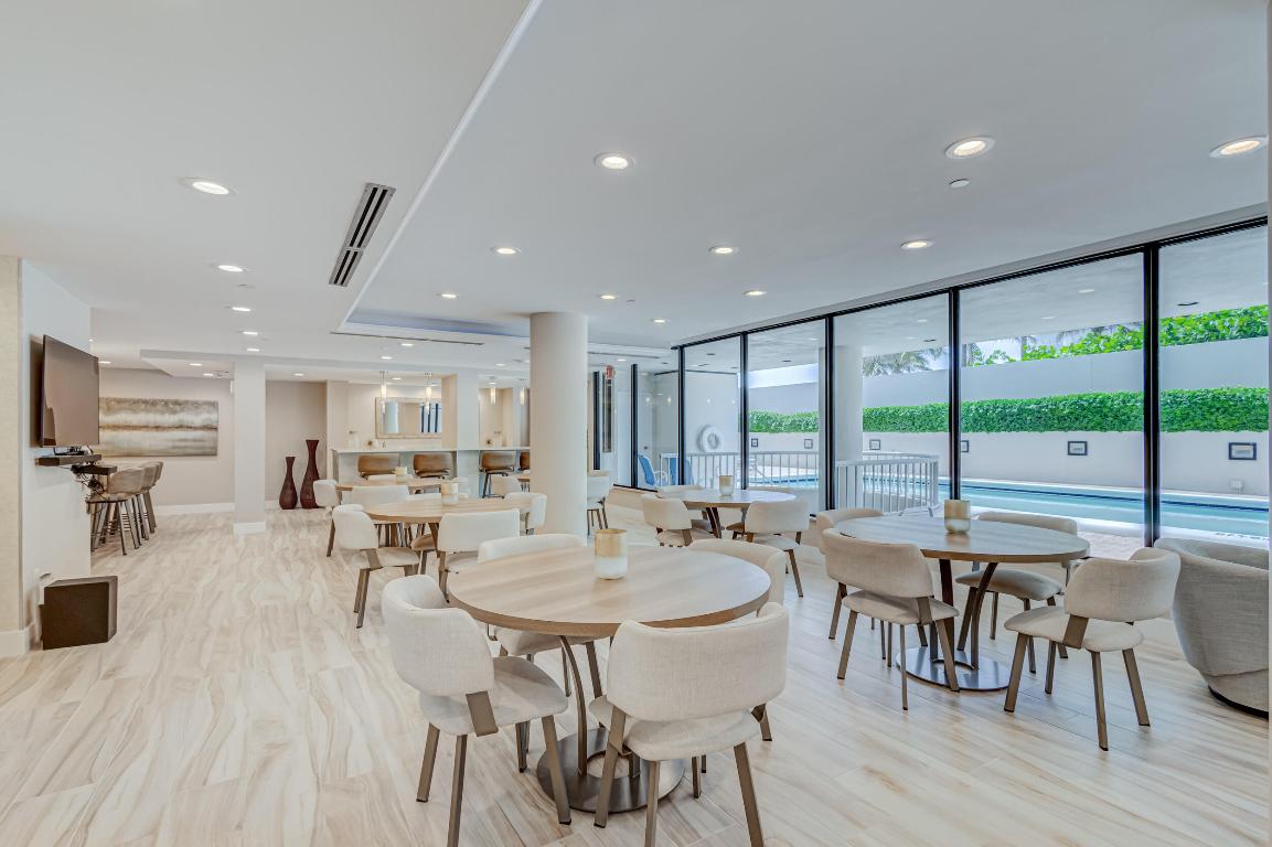 5250 N Ocean Drive 6s