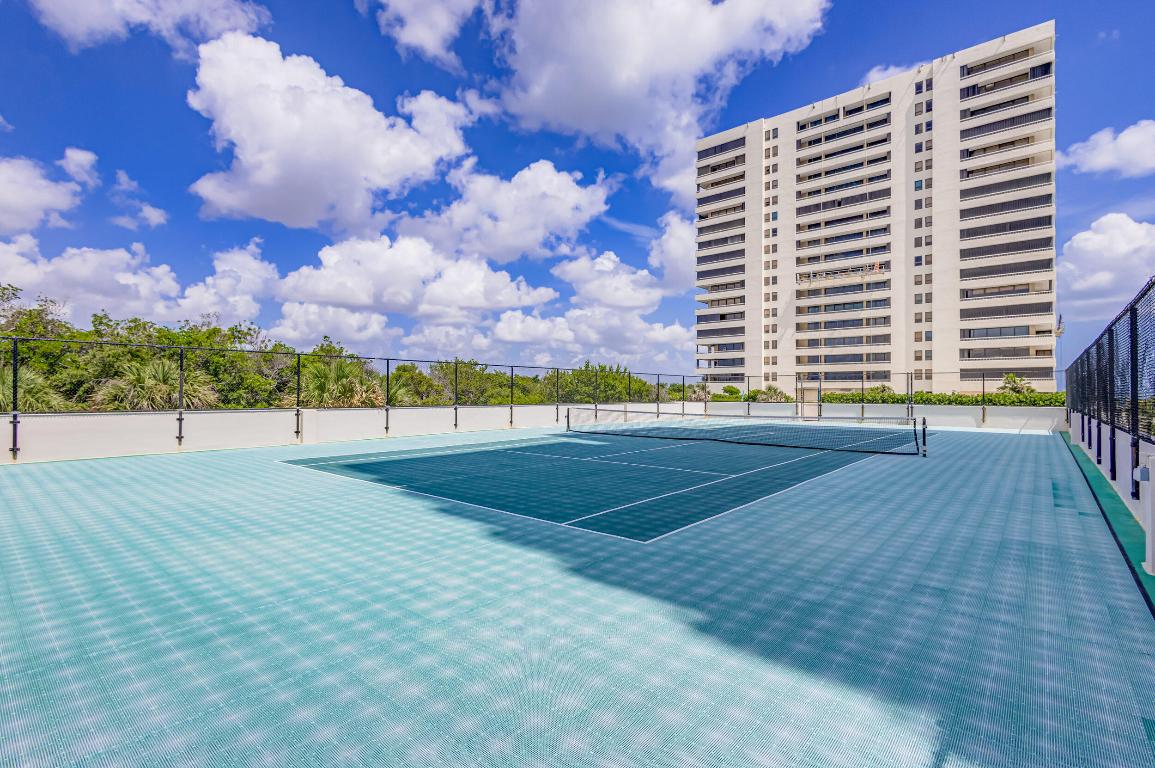 5250 N Ocean Drive 6s