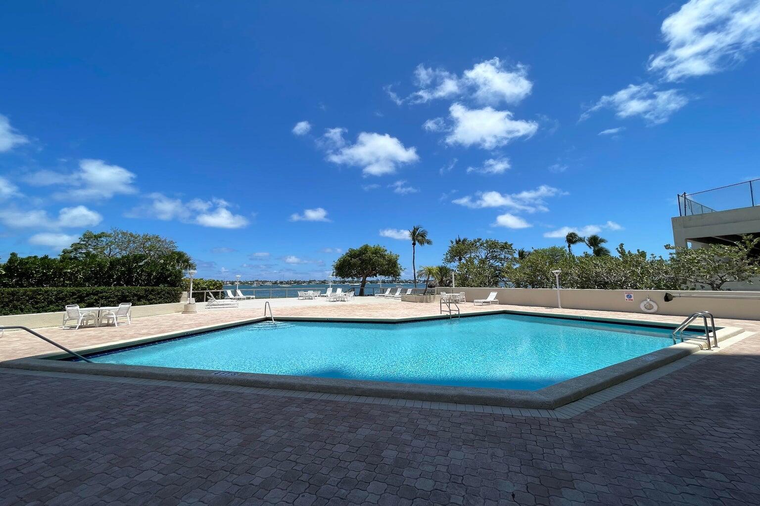 5600 N Flagler Drive 2205