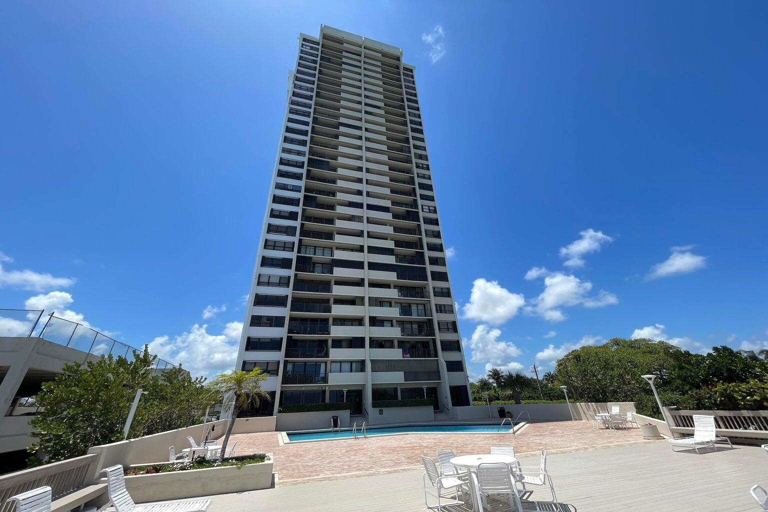 5600 N Flagler Drive 2205