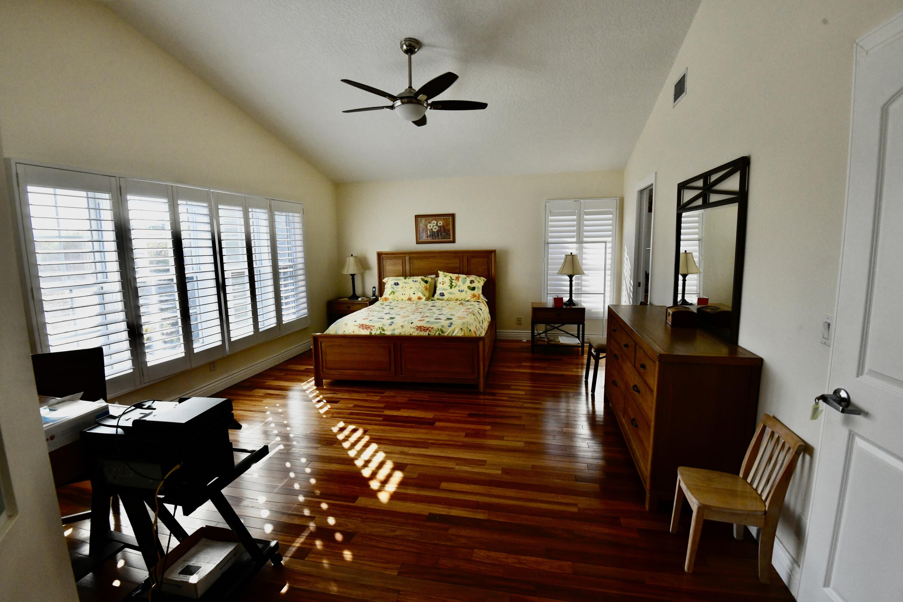 225 Cascade Lane