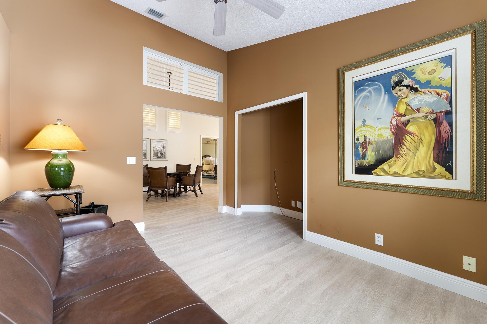 447 Woodview Circle