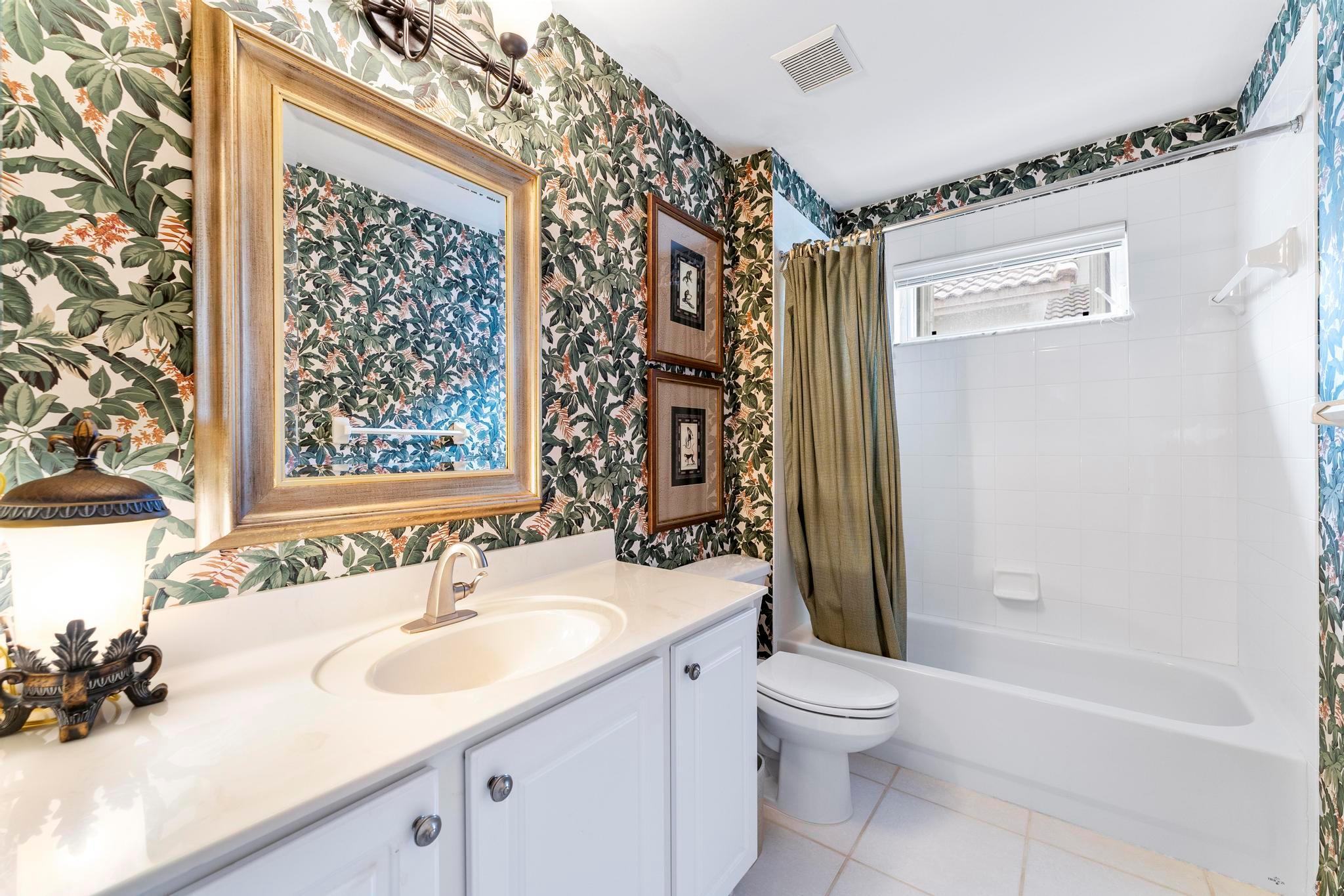 447 Woodview Circle