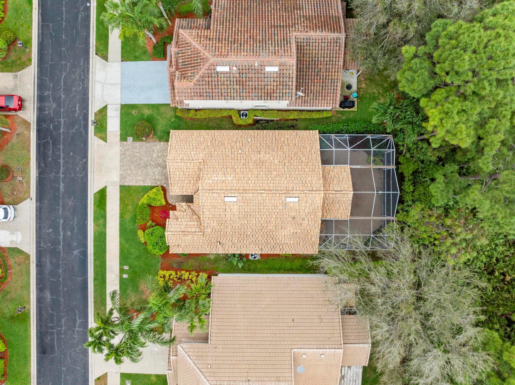 447 Woodview Circle