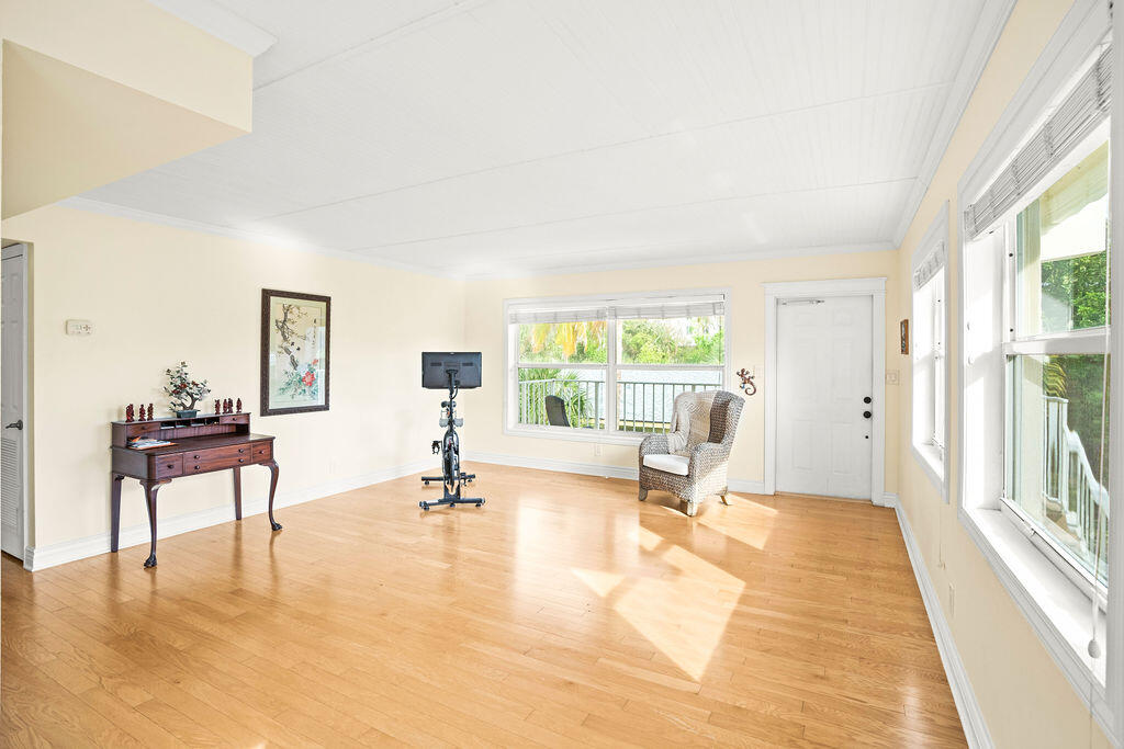 114 Cascade Lane 4