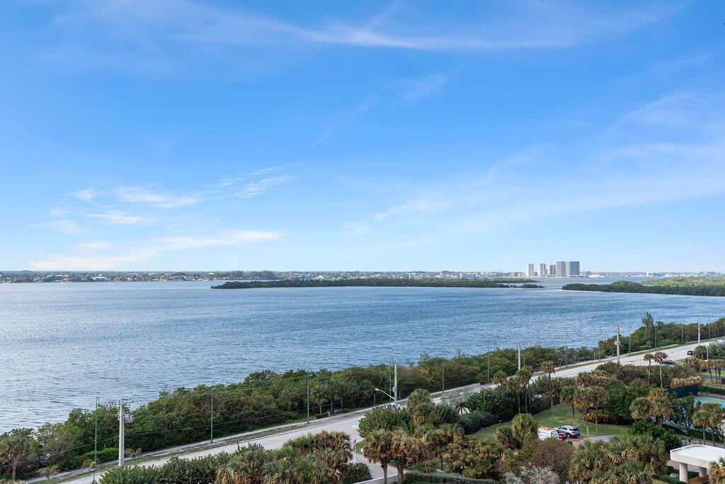 5380 N Ocean Drive 10g