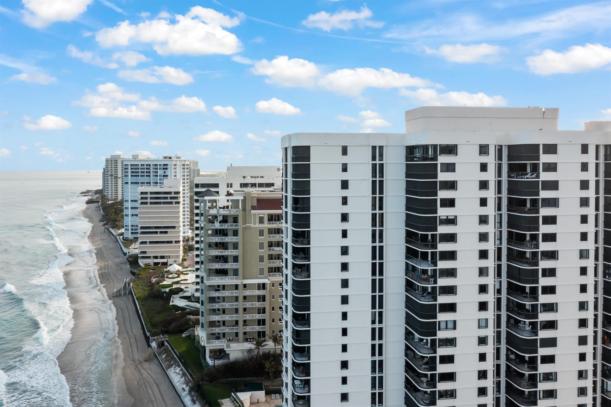 5380 N Ocean Drive 10g
