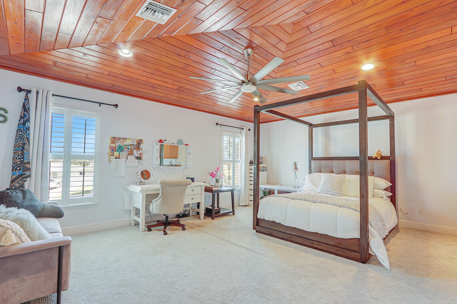 605 Flotilla Lane