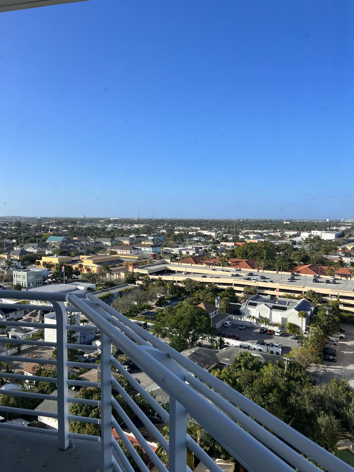 1551 N Flagler Drive L6