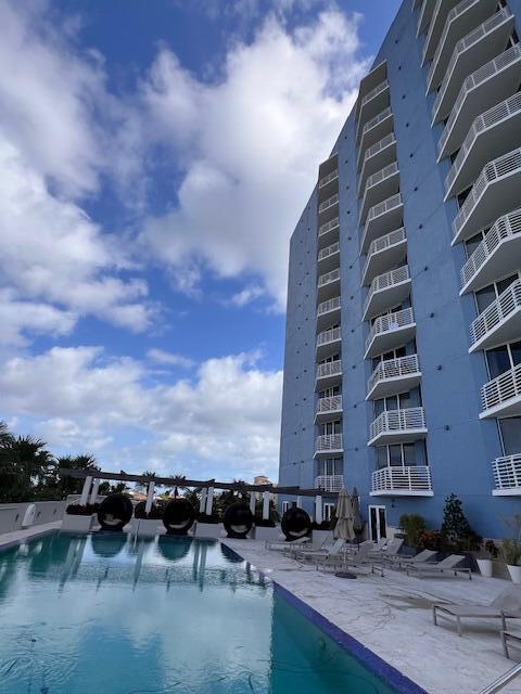 1551 N Flagler Drive L6