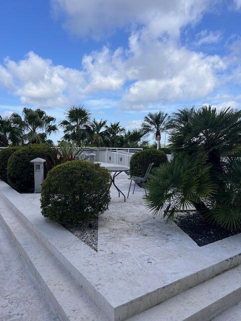 1551 N Flagler Drive L6