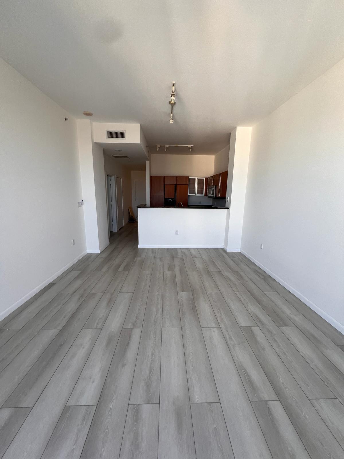 1551 N Flagler Drive L6