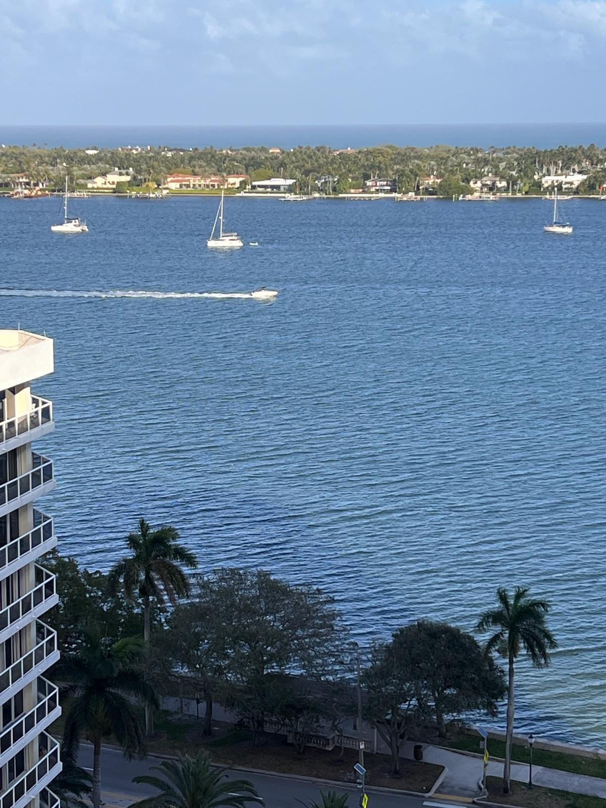 1551 N Flagler Drive L6