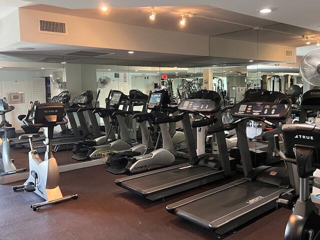 1551 N Flagler Drive L6