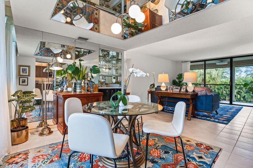 2520 Presidential Way 203