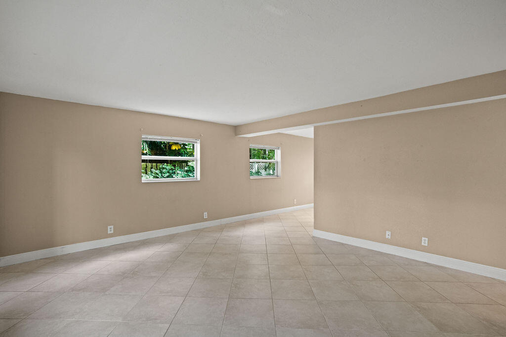 112 Tacoma Lane 2