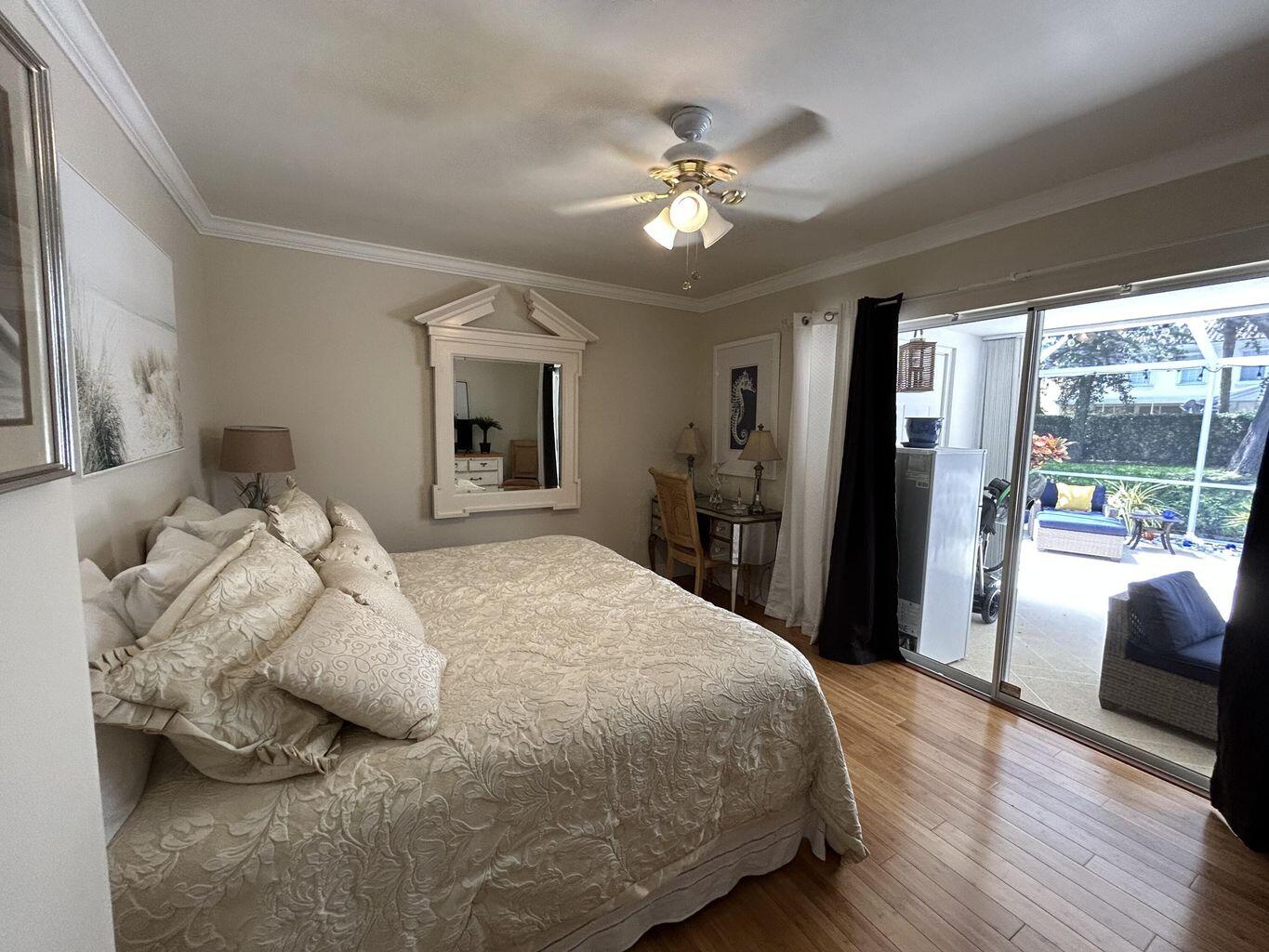 7204 Geminata Oak Court