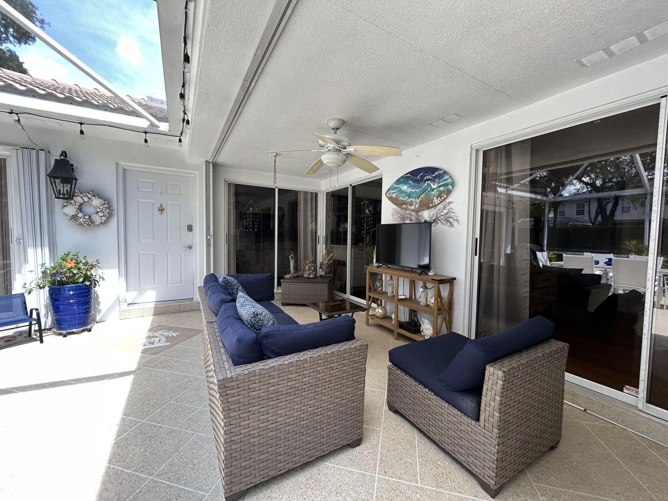 7204 Geminata Oak Court