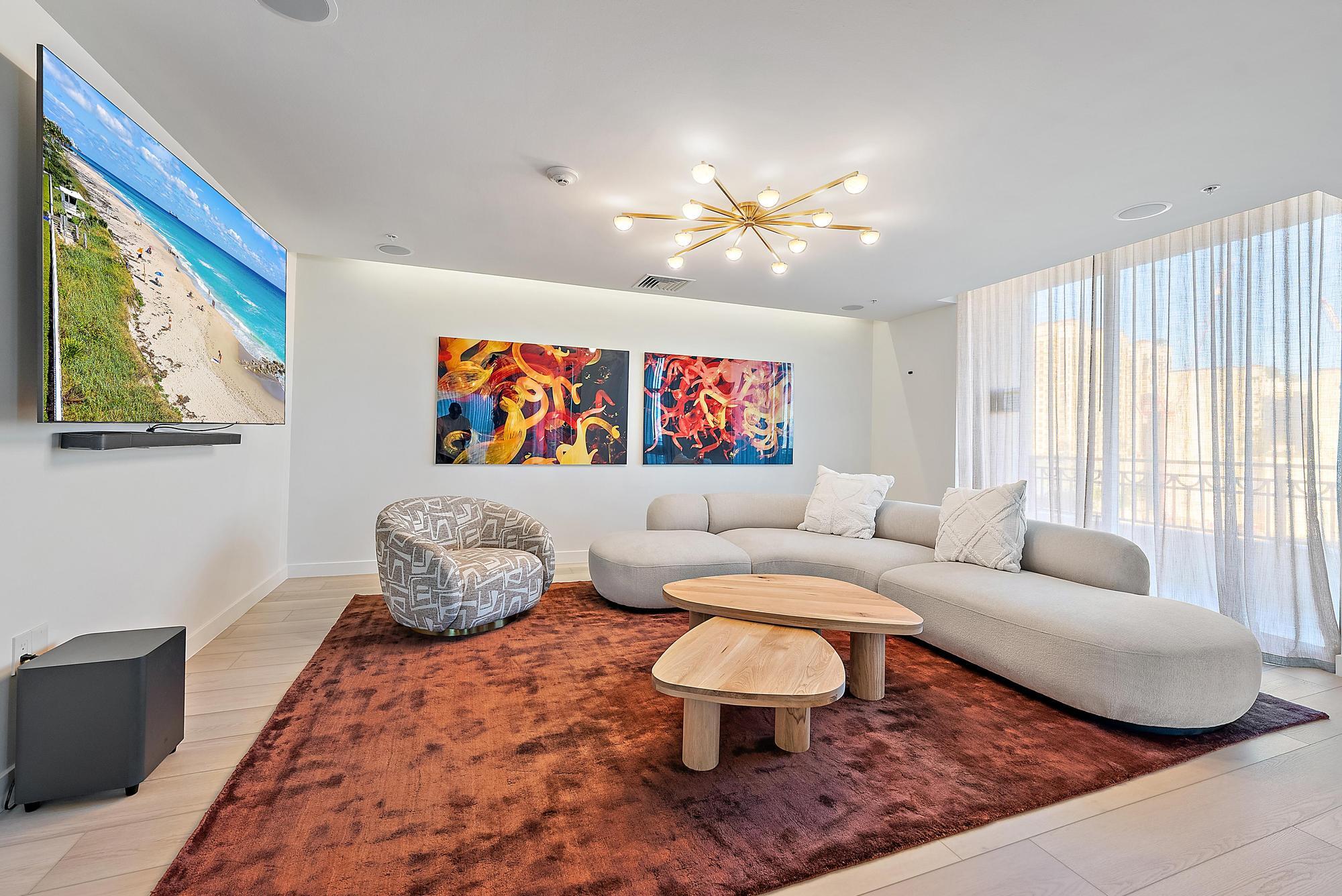 550 Okeechobee Boulevard Uph-11