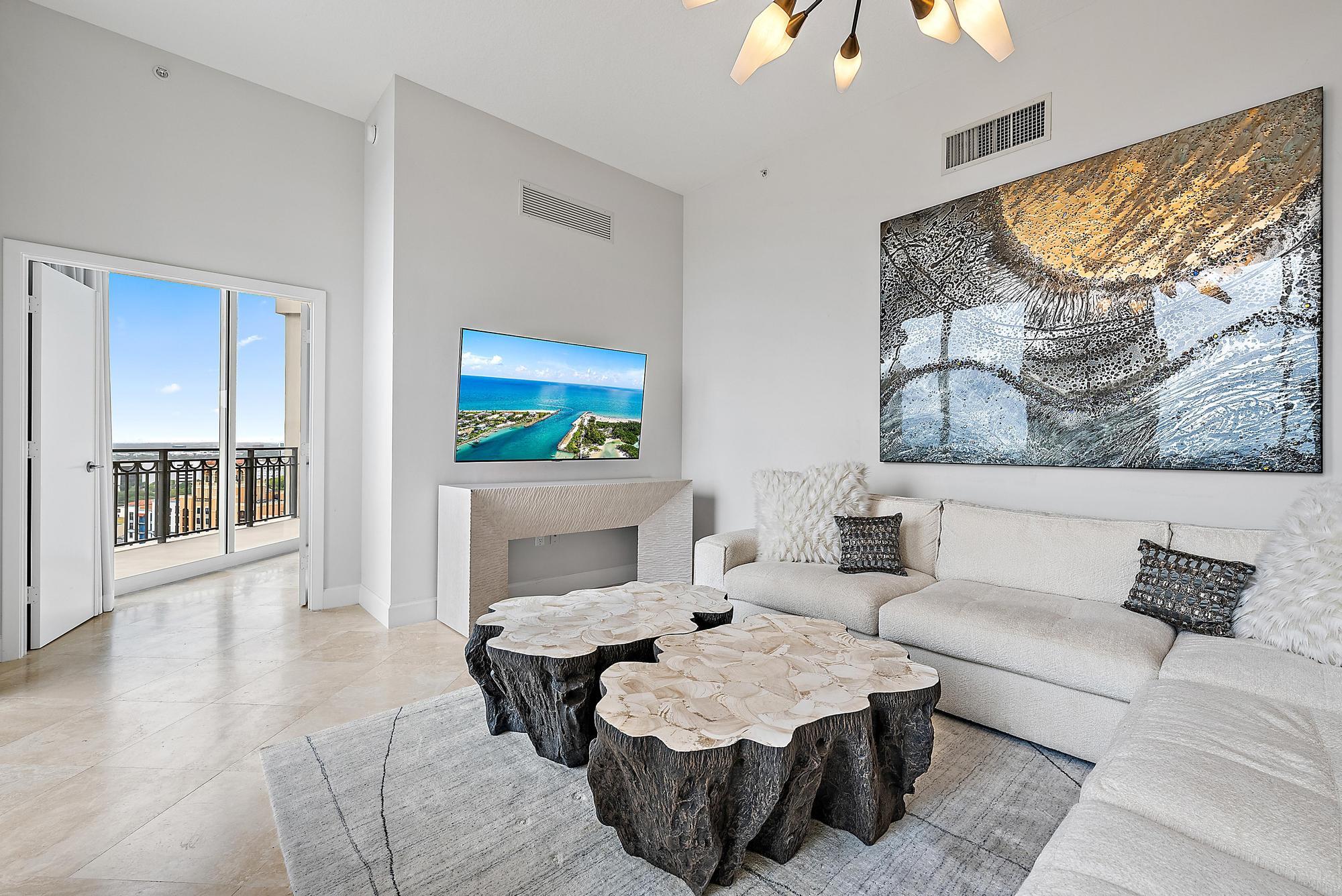 550 Okeechobee Boulevard Uph-11