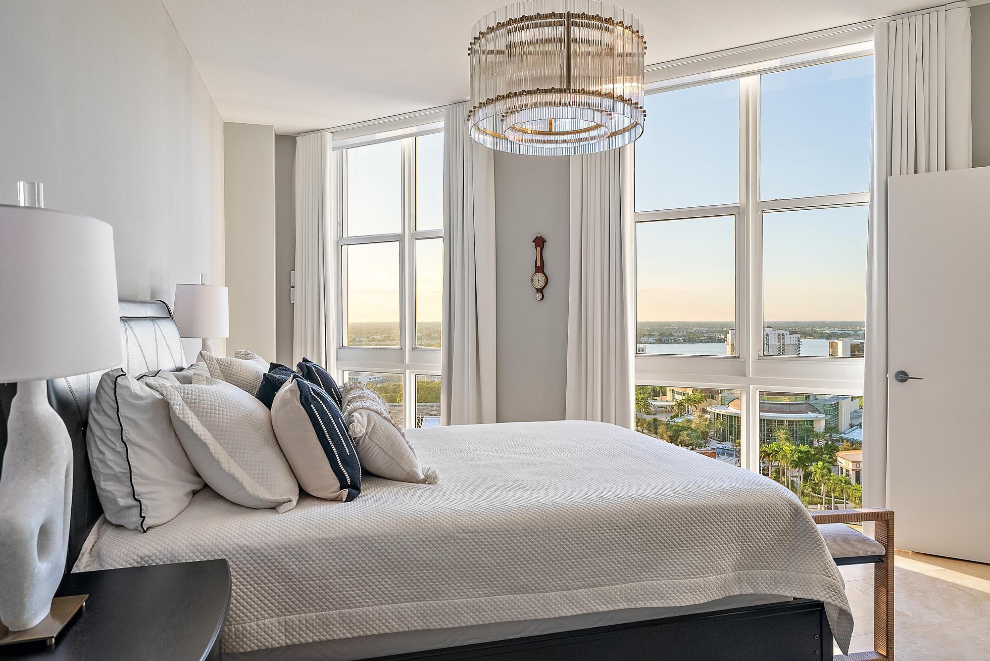 550 Okeechobee Boulevard Uph-11