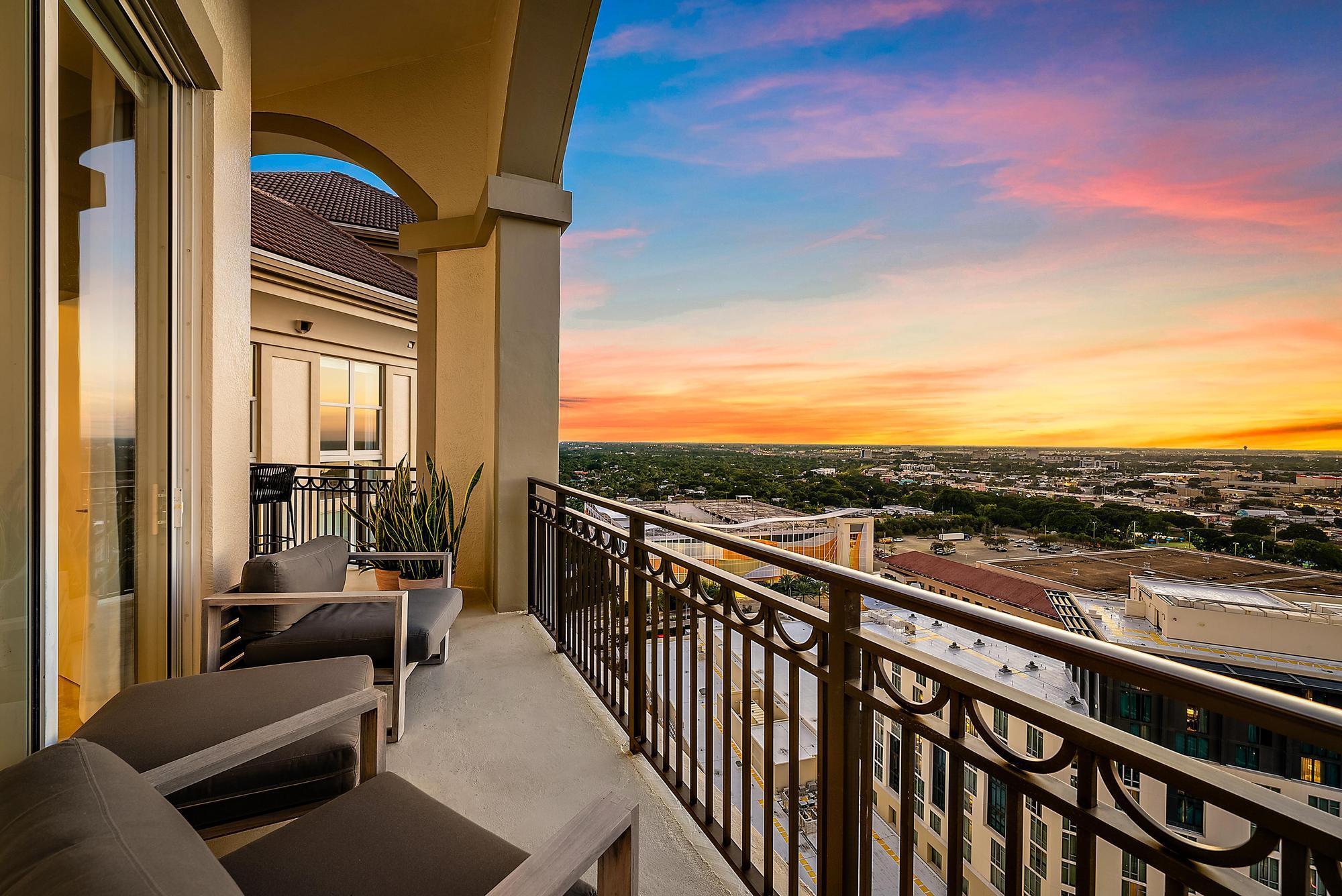 550 Okeechobee Boulevard Uph-11