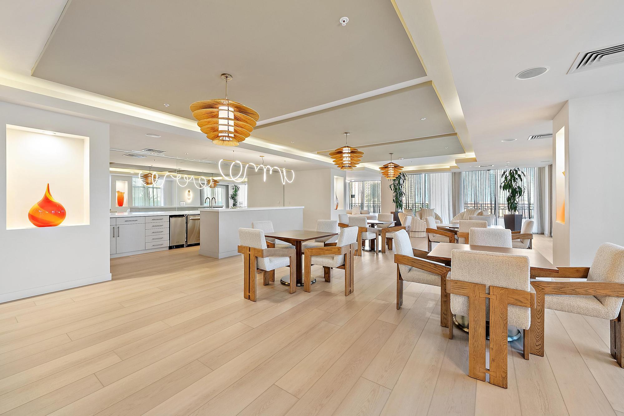 550 Okeechobee Boulevard Uph-11