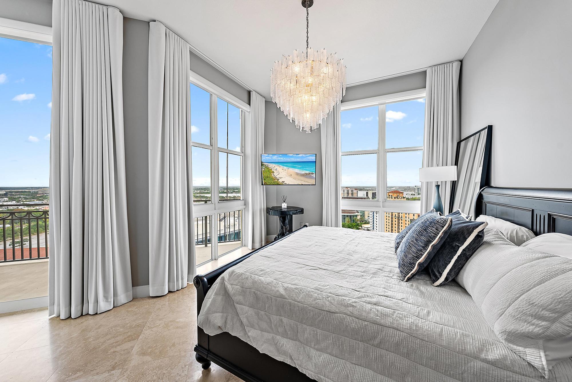 550 Okeechobee Boulevard Uph-11