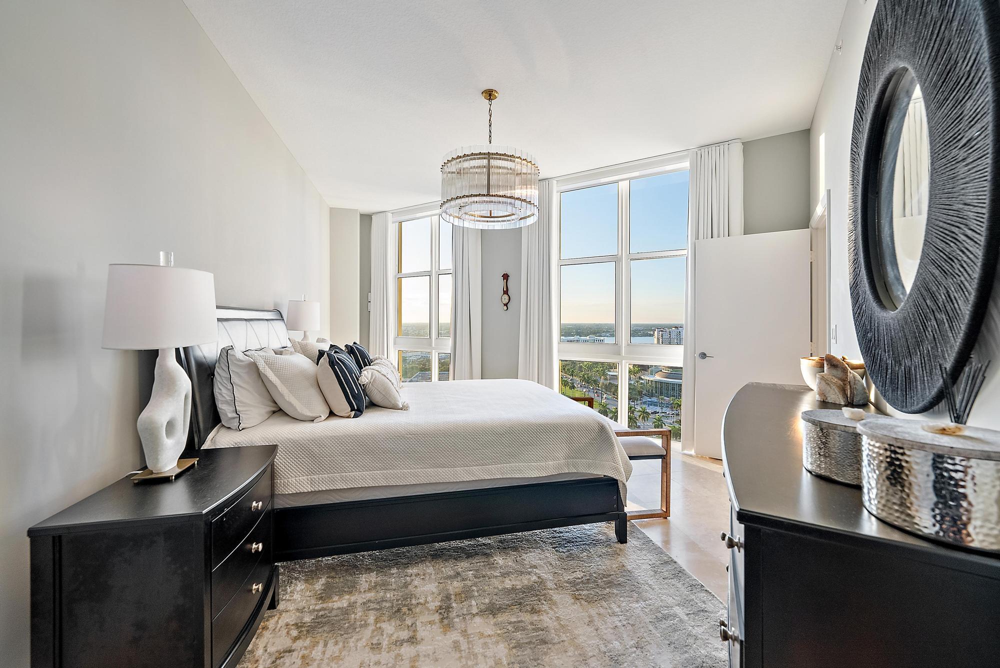 550 Okeechobee Boulevard Uph-11