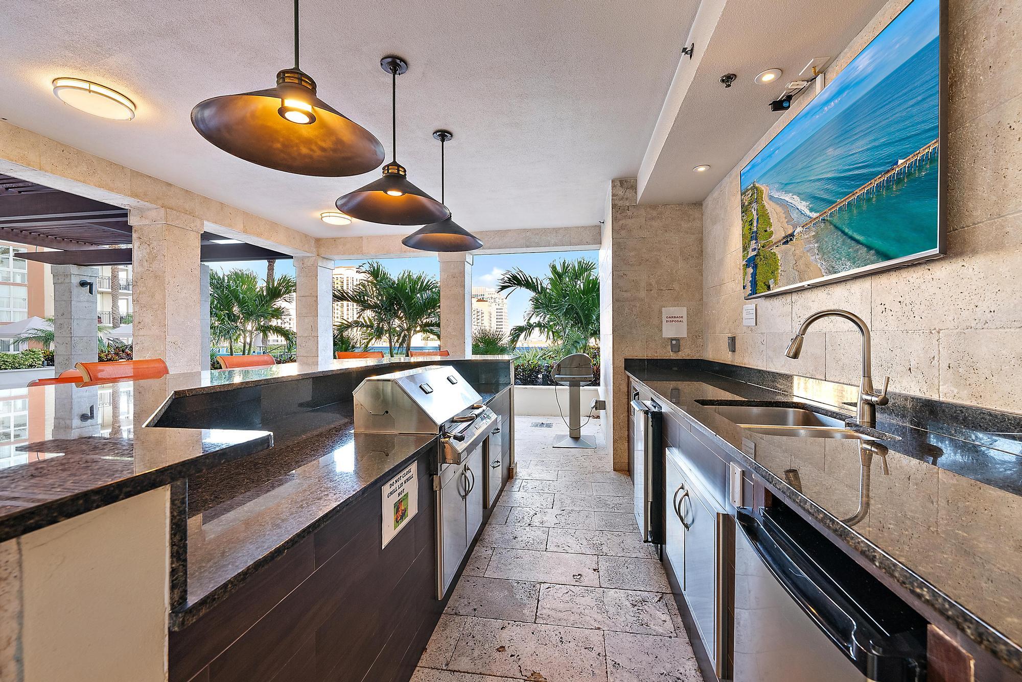 550 Okeechobee Boulevard Uph-11