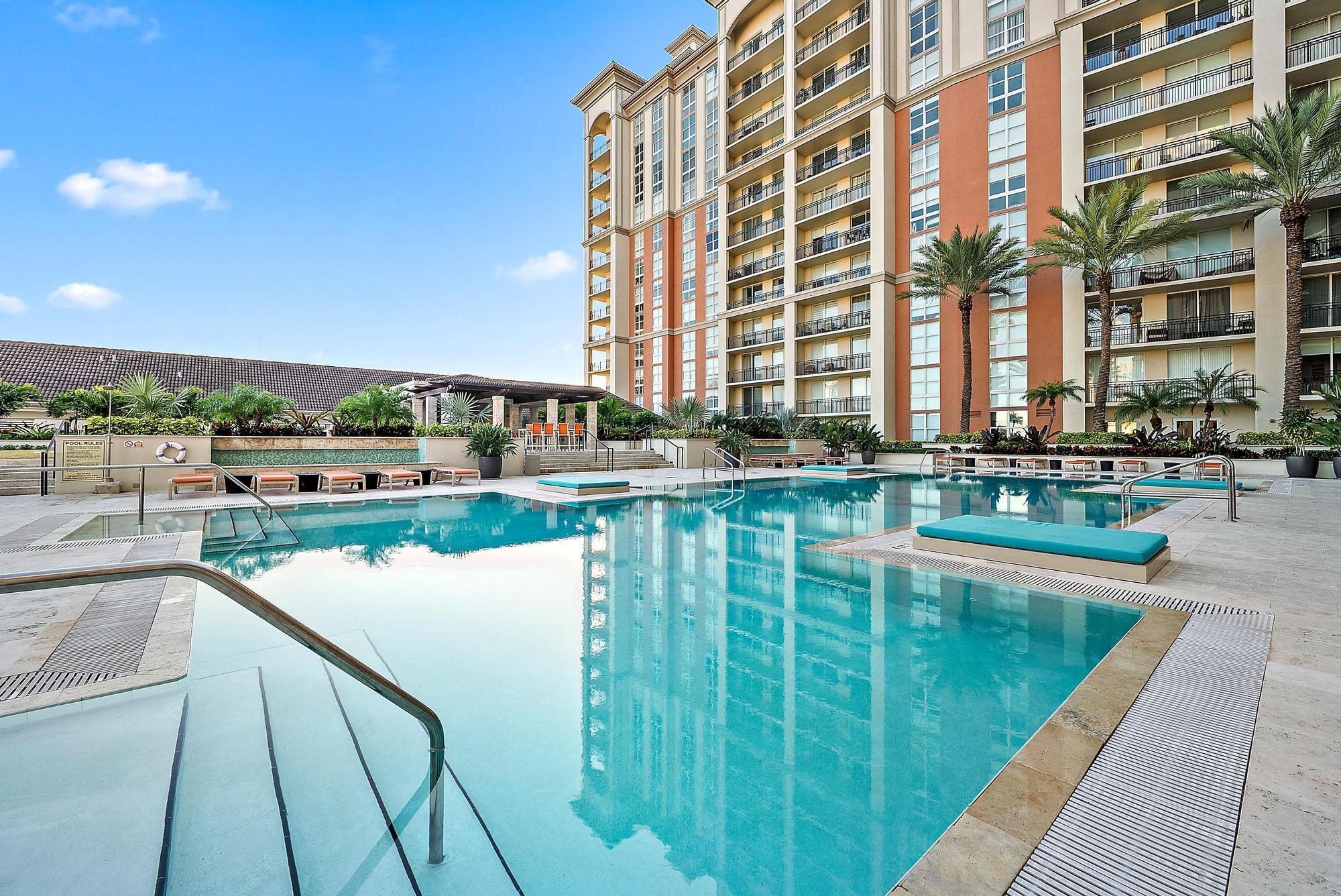 550 Okeechobee Boulevard Uph-11